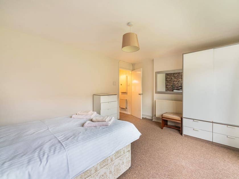 Double bedroom | Caulder Court, Andover