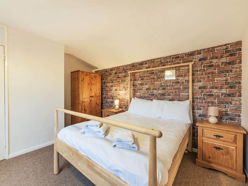 Double bedroom | Caulder Court, Andover