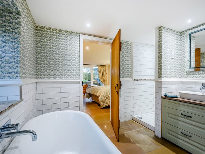 Bathroom | Annabelle’s Cottage, Oakenclough