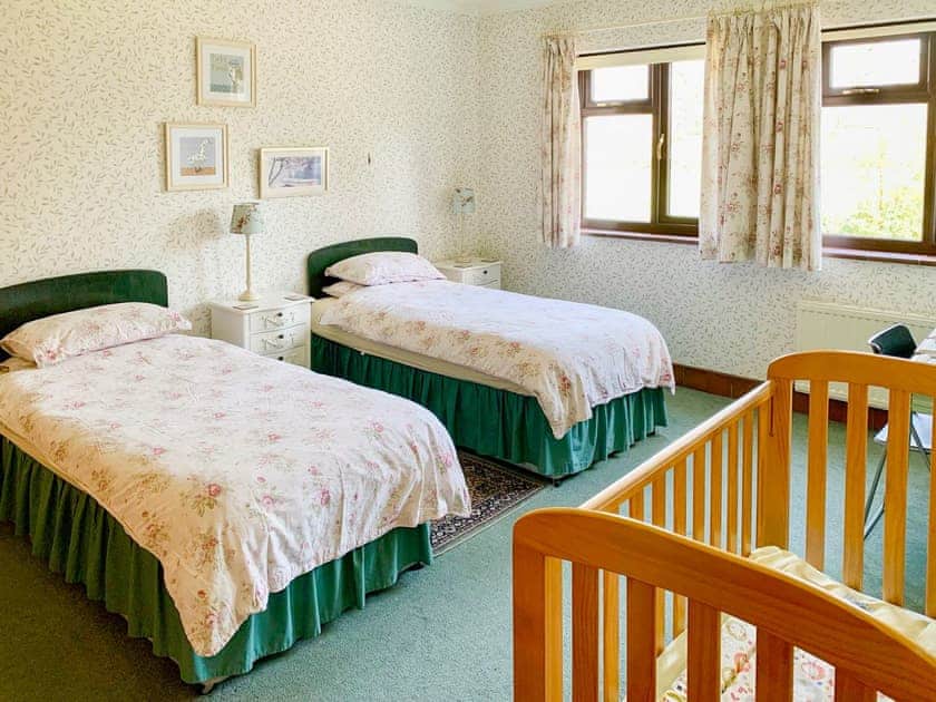 Twin bedroom | Field House, Baschurch, near Shrewsbury