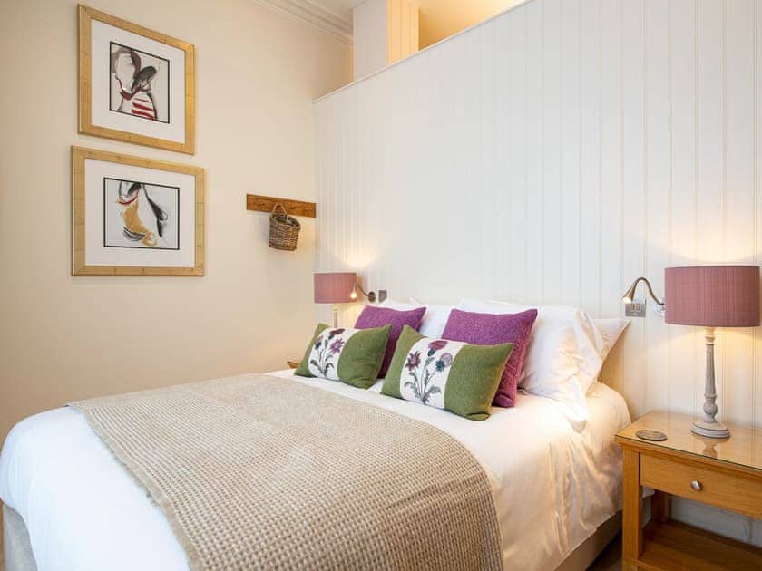Double bedroom | Scottish Thistle - Arthouse Apartments, Inverness