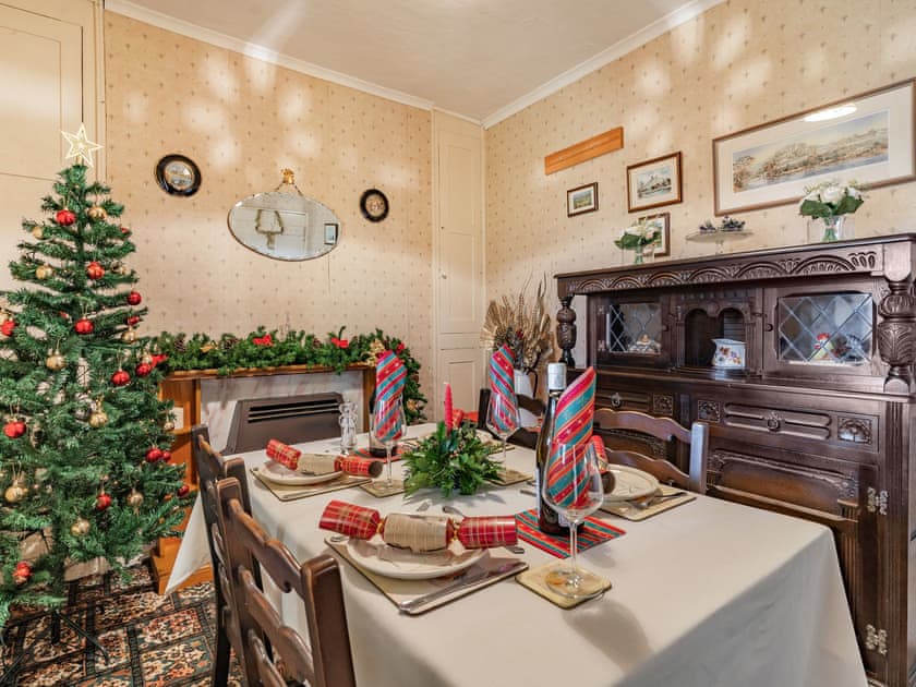 Dining room with festive decoration | Number 4, Llandeilo