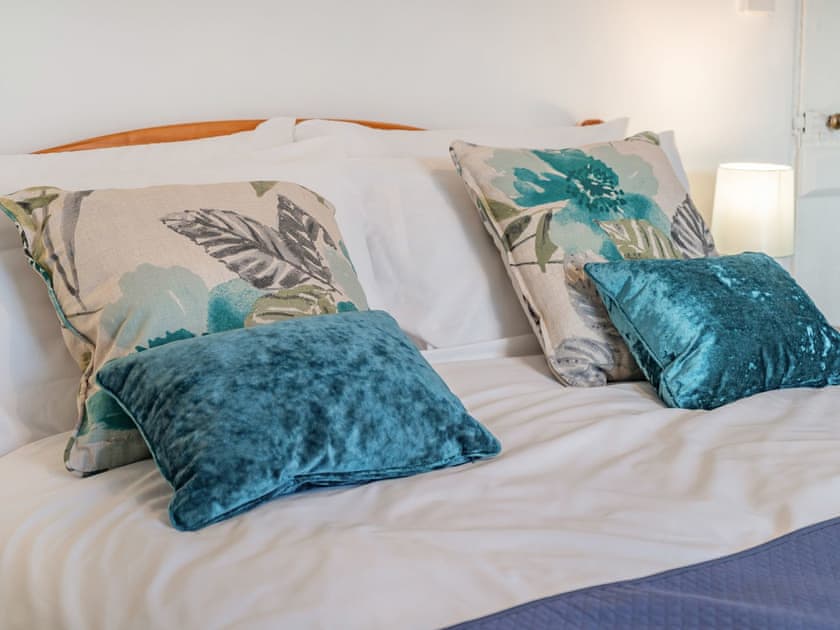Double bedroom | Number 4, Llandeilo
