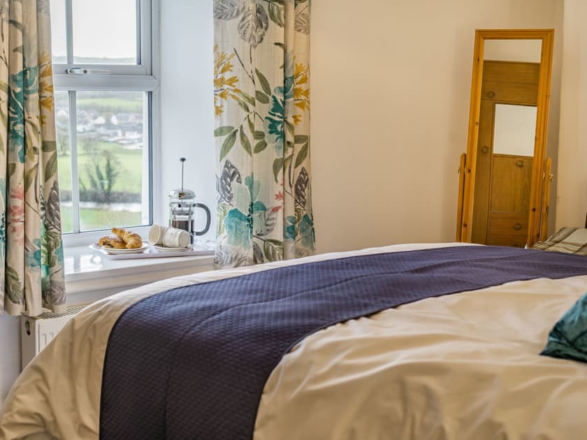 Double bedroom | Number 4, Llandeilo