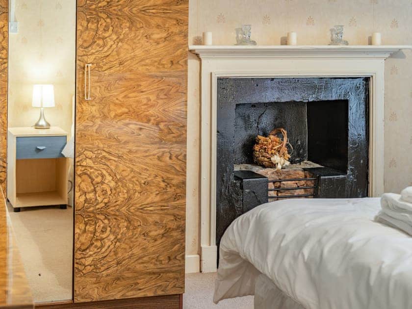 Twin bedroom | Number 4, Llandeilo