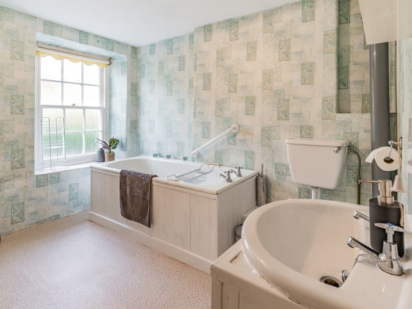 Bathroom | Number 4, Llandeilo
