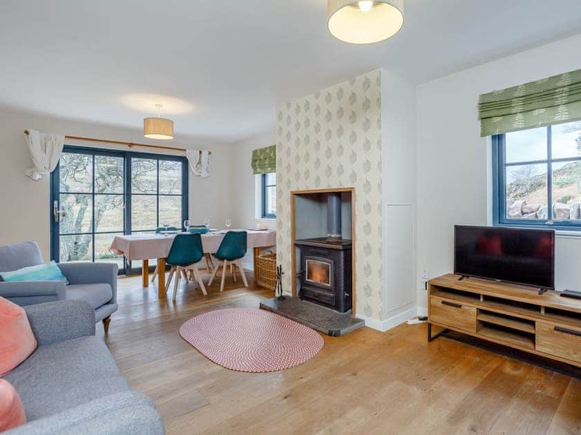 Living room/dining room | Cliff Cottage, Applecross, near Strathcarron