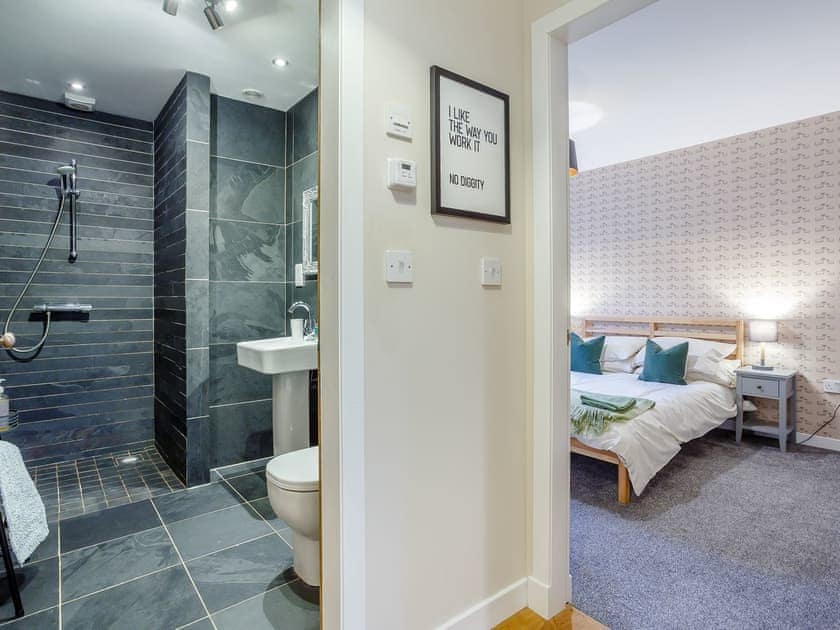 Shower room | Cliff Cottage, Applecross, near Strathcarron