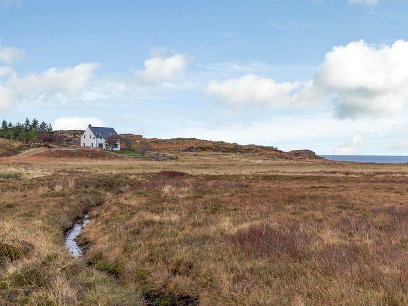 Setting | Cliff Cottage, Applecross, near Strathcarron