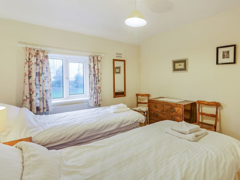 Twin bedroom | Garsdale Cottage, Grassington, near Skipton