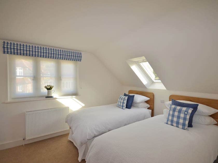 Twin bedroom | The Barn at Tillington, Petworth