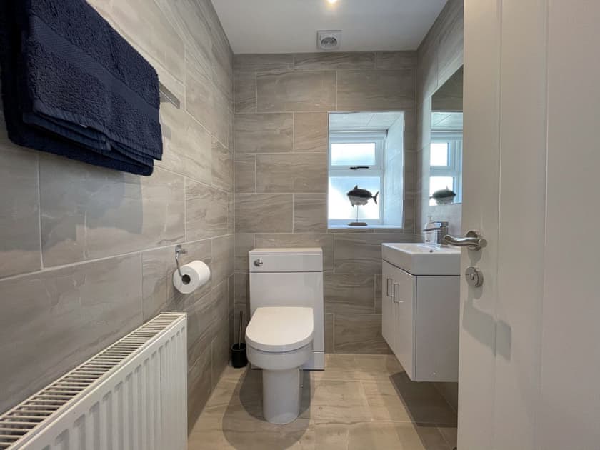 Bathroom | Well Cottage, Portmahomack, near Dornoch
