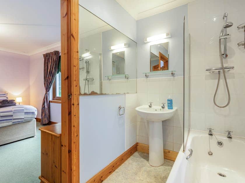 Bathroom | Bidean Lodge, Glencoe Village