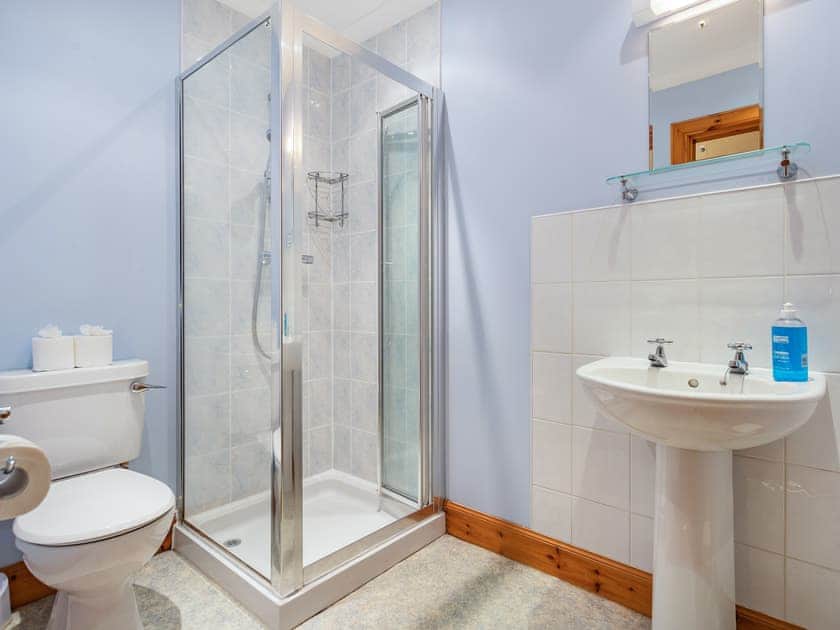 Shower room | Bidean Lodge, Glencoe Village