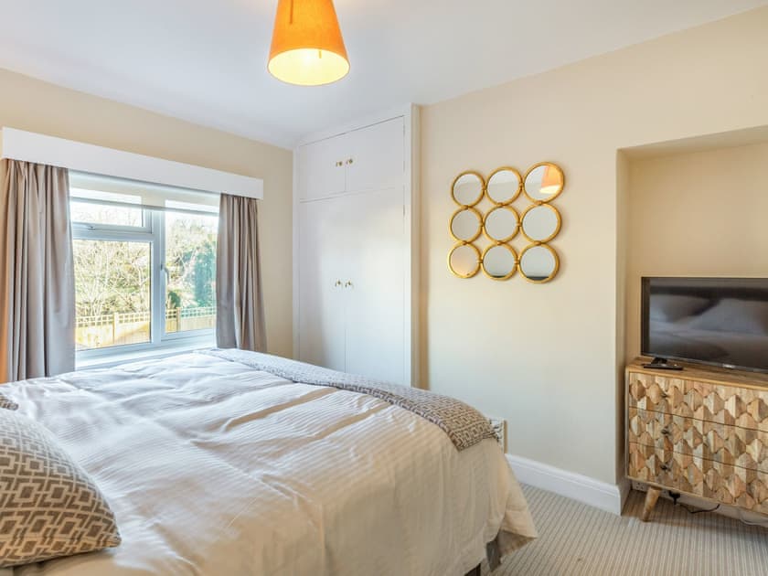 Double bedroom | Dellswood, Broadway