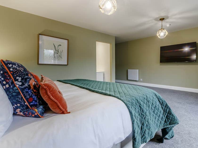 Double bedroom | Fairview, Penicuik