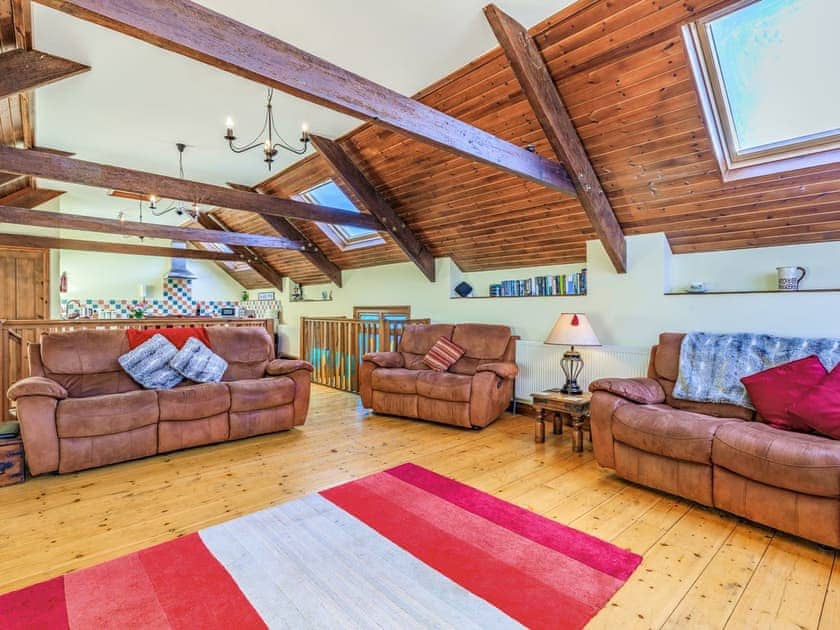 Living area | The Threshing Barn - Oldiscleave Farm Cottages, Bideford