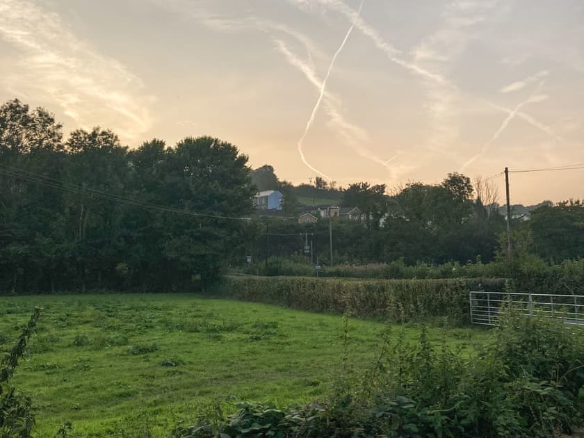 Surrounding area | Tynval, Bronwydd Arms