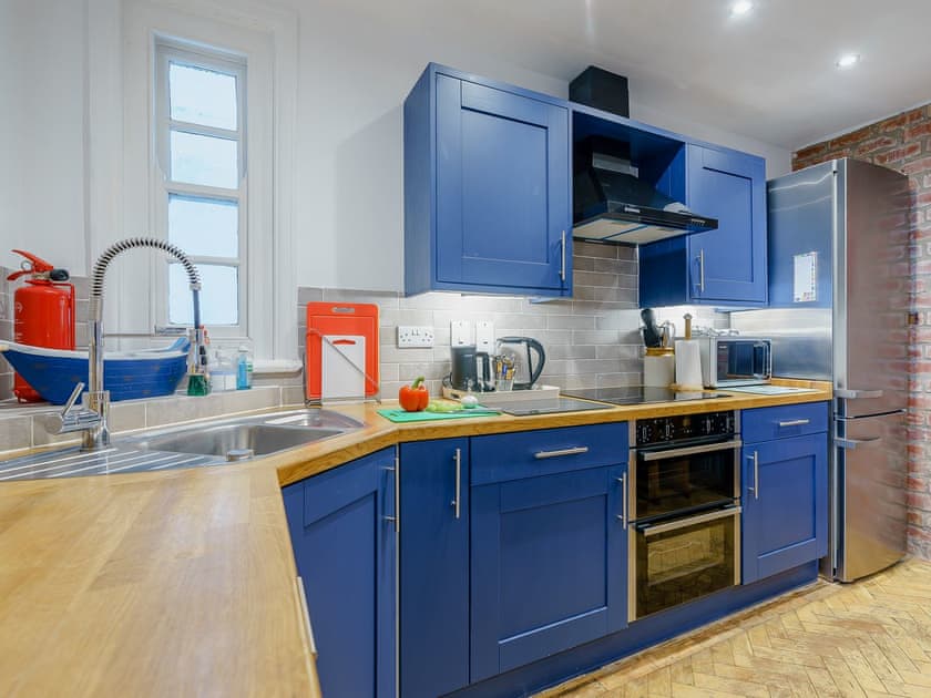 Kitchen/diner | Ystwyth House, Borth, near Aberystwyth