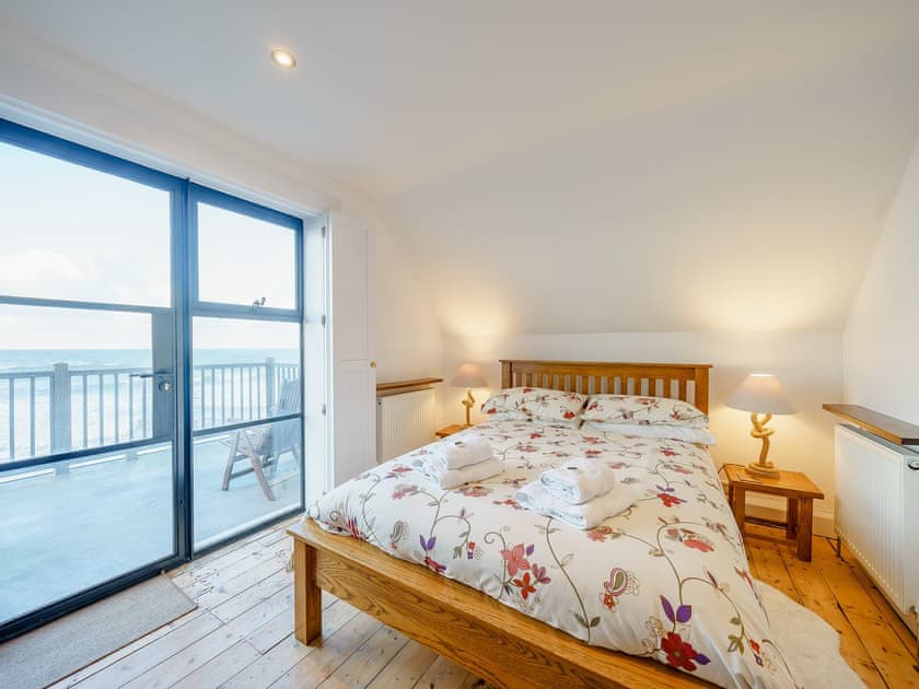 Double bedroom | Ystwyth House, Borth, near Aberystwyth
