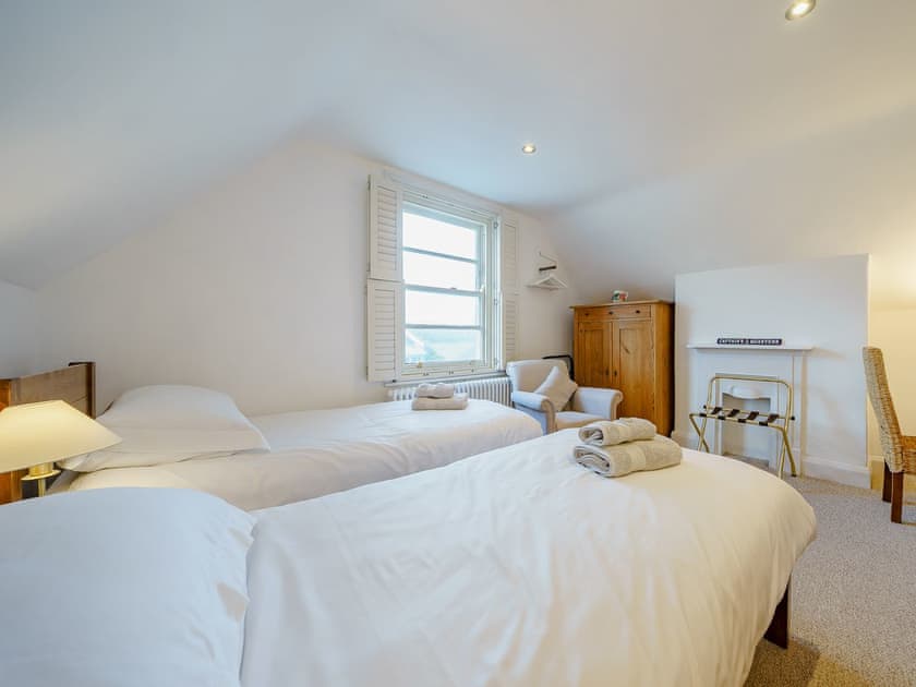 Twin bedroom | Ystwyth House, Borth, near Aberystwyth