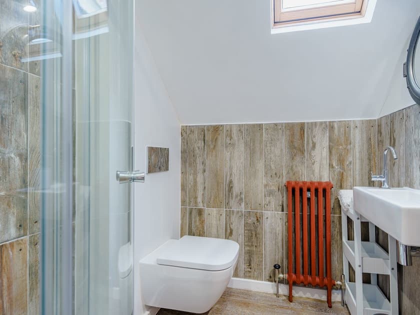 Bathroom | Ystwyth House, Borth, near Aberystwyth