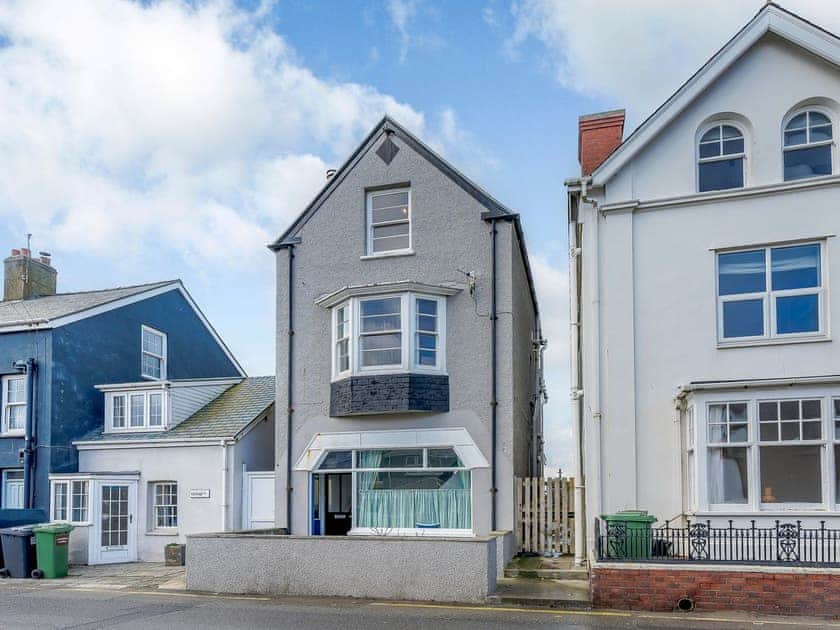 Exterior | Ystwyth House, Borth, near Aberystwyth