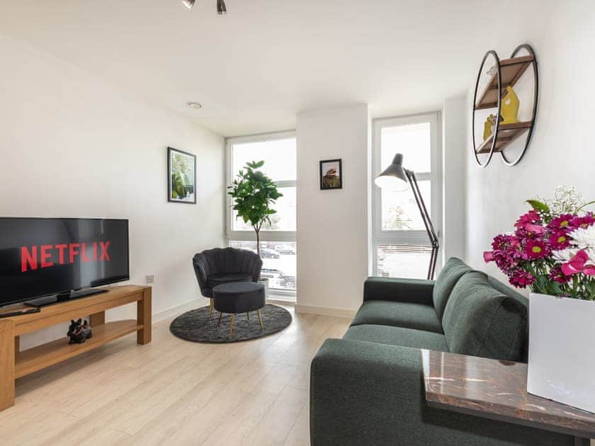 Living area | Emerald - Empress Heights, Southampton