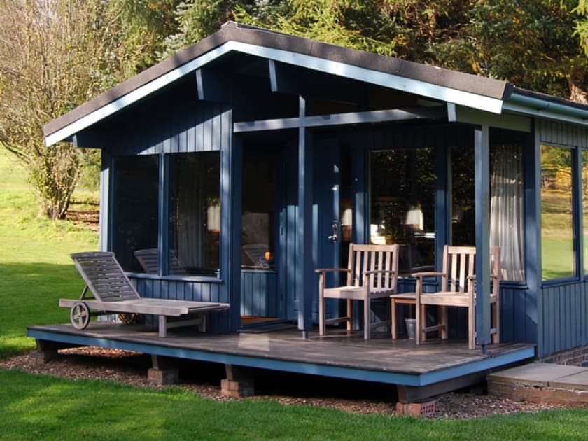 Tyypical exterior | Conifer Chalet 7 - Loch Monzievaid, Crieff