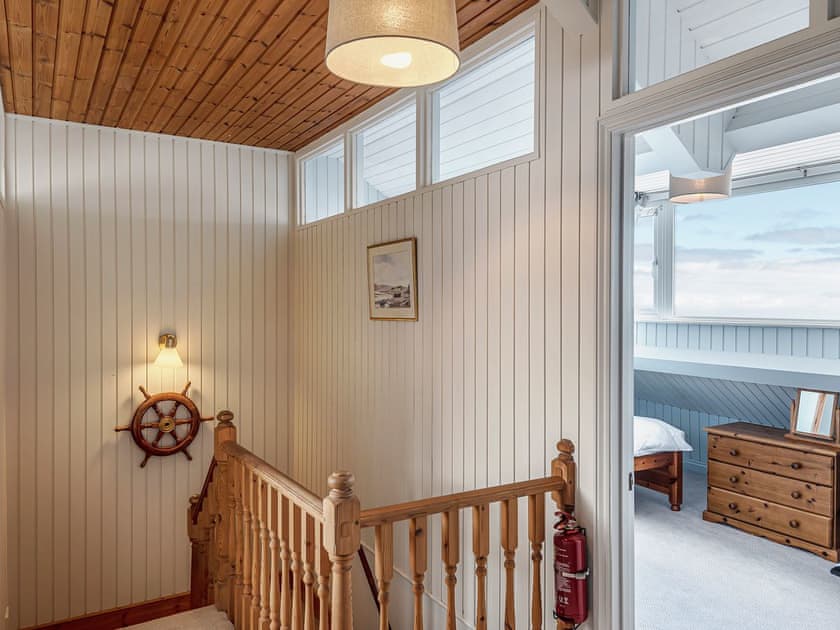Hallway | Trosvik, Portscatho