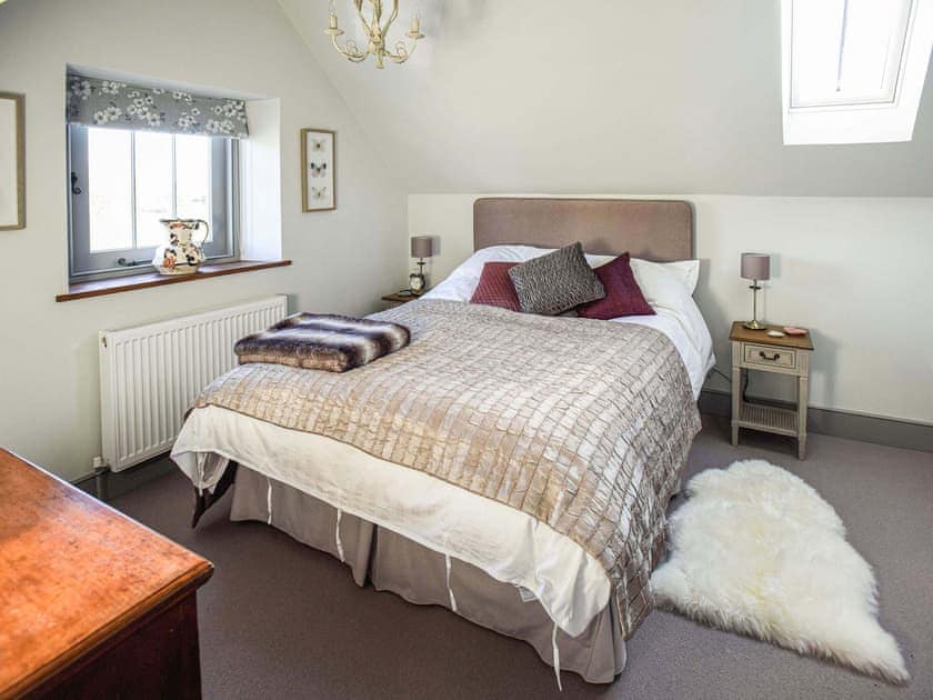 Double bedroom | Wicket View, Biddestone, near Bath
