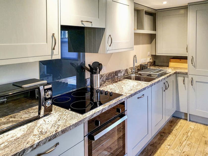 Kitchen | Oakbank Cottage - Pitlochry Self Catering, Pitlochry