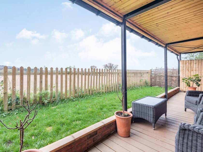 Sitting-out-area | The Barn at Whitefields, Charlton
