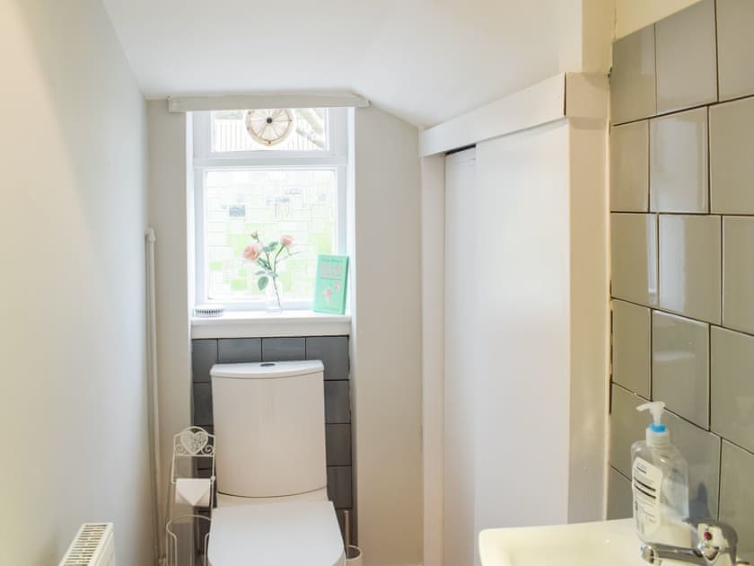 Bathroom | Mainslea, Dunure