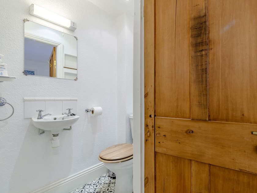 Bathroom | Rock View, Alton