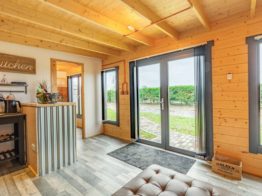 Interior | Holly’s Hidden Hideaway - Lower Farm Lodges, Chart Sutton, near Maidstone