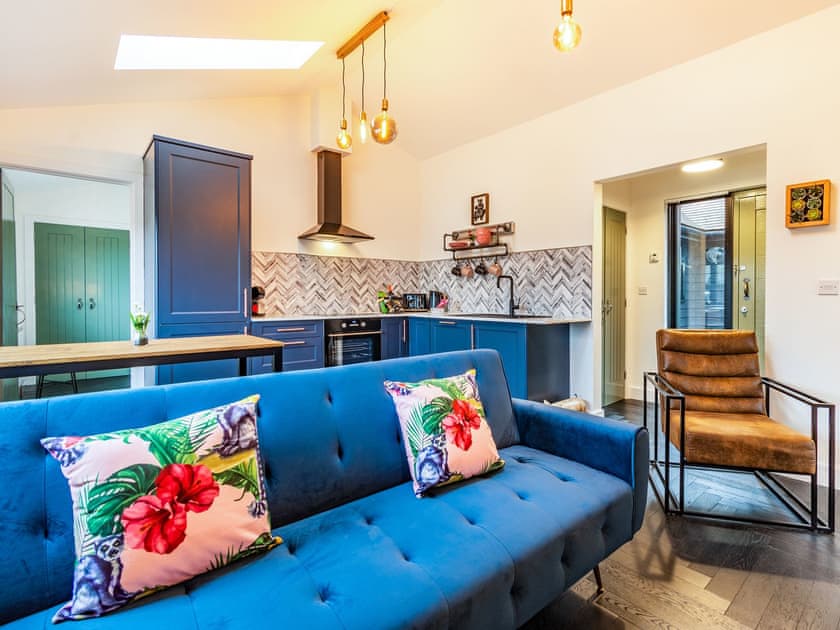 Open plan living space | Lottie’s Luxurious Lodge - Lower Farm Lodges, Chart Sutton, near Maidstone