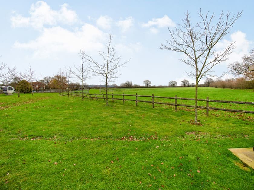 Garden and grounds | Diesel’s Desirable Den - Lower Farm Lodges, Chart Sutton, near Maidstone