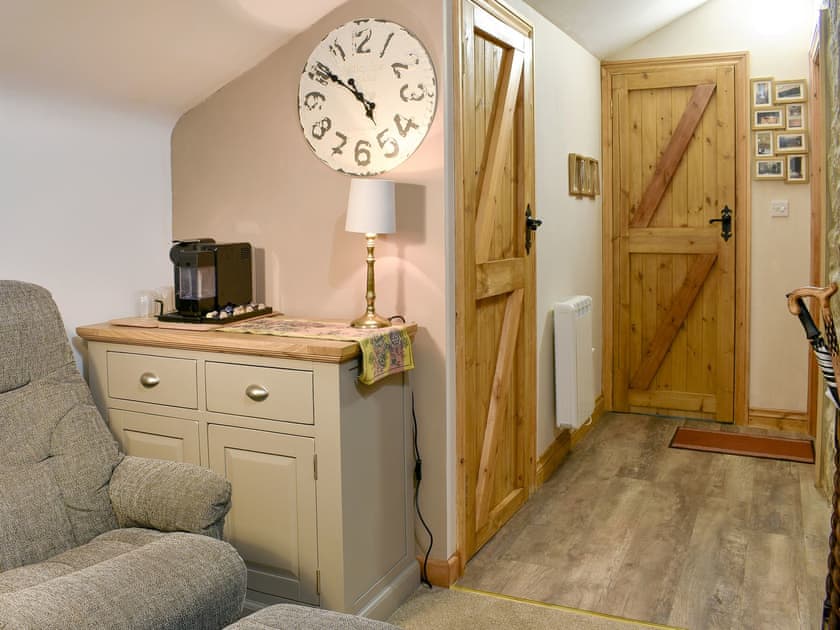 Snug | Cobblers Cottage, St Austell