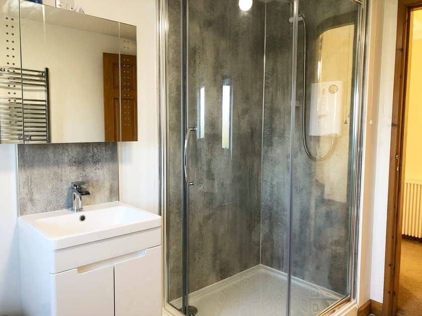 Bathroom | Millers Rest - Well Farm Holiday Cottages, Holsworthy, near Launceston