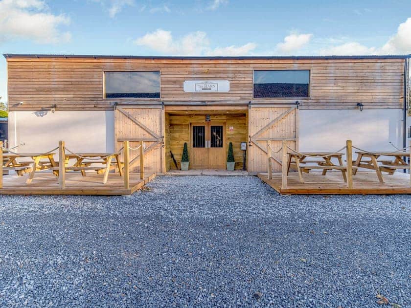 On-site amenities | Owls Rest, Dovecote House, Chestnut - Killerby Old Hall, Cayton, near Scarborough