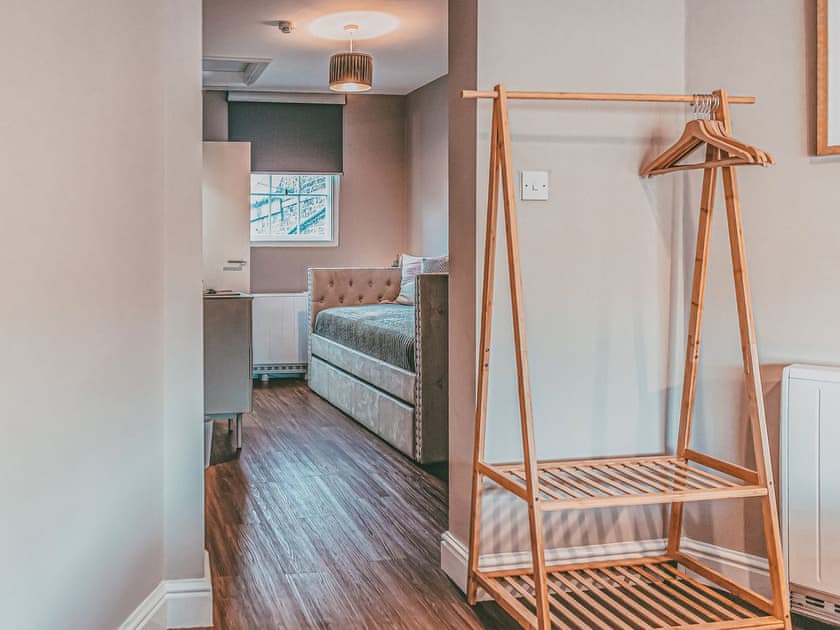 Double bedroom | Apartment A - 63 Chester Rows , Chester