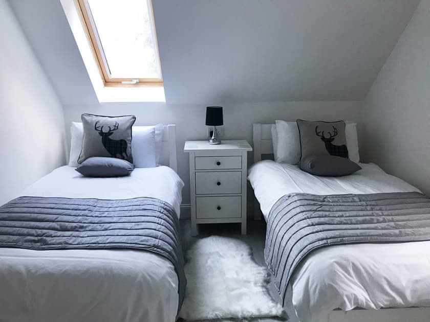 Twin bedroom | Dream Cottage, Strathyre, near Callander