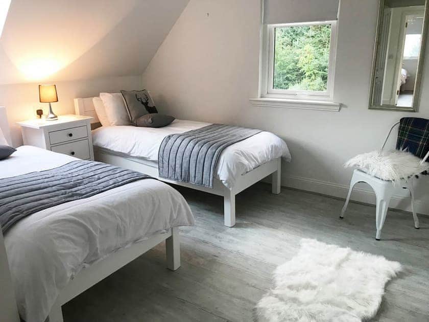 Twin bedroom | Dream Cottage, Strathyre, near Callander