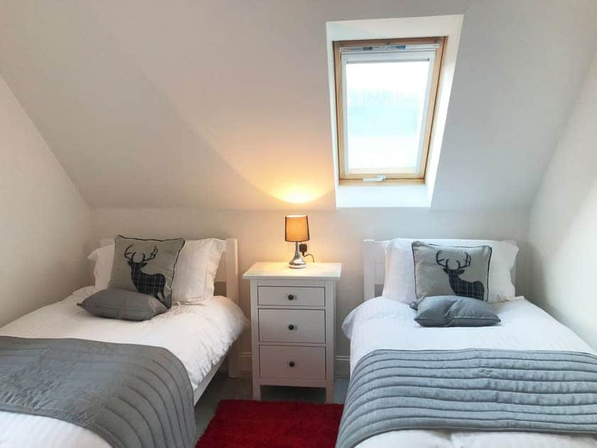 Twin bedroom | Dream Cottage, Strathyre, near Callander