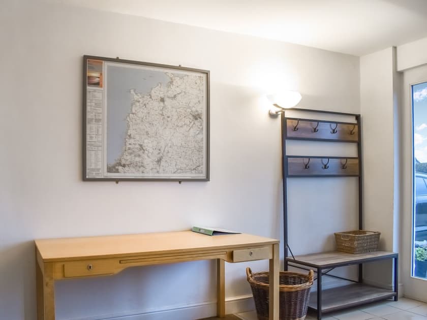 Entrance/Hallway  | Greenacres, Treburrick near Porthcothan Bay
