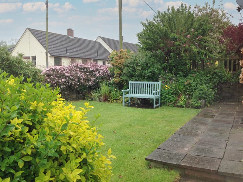 Garden | Casa Nostro, Wooler