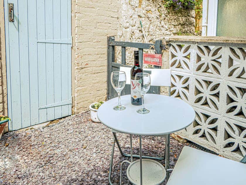 Sitting-out-area | Painters Cottage, Matlock Bath