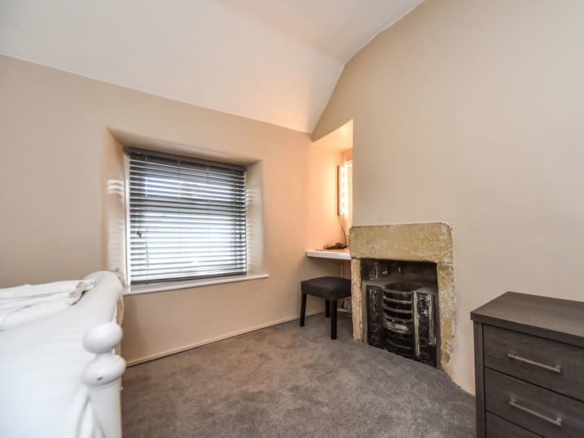 Double bedroom | Dawn Cottage - Dukes Cottages, Middleton, near Wirksworth