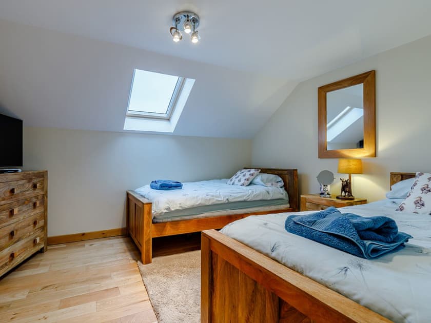 Twin bedroom | Barn View, Clay Cross